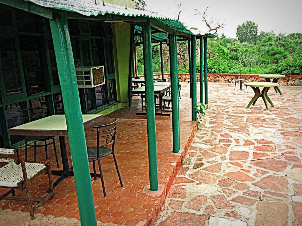 Hotel Bharatpur Ashok Buitenkant foto